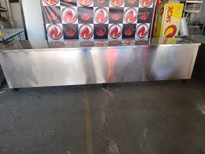 Balcão seco 3,40x70x80 todo no aço inox tenho 1 unidade disponível usado em ótimo estado
