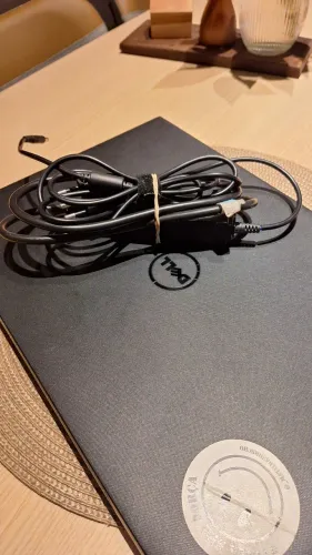 Microcomputador DELL Inspirion 15