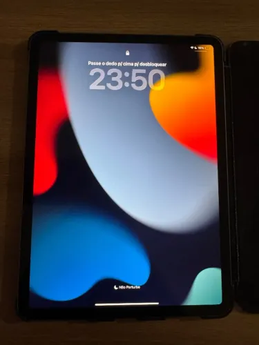 iPad Pro 11 2ª Geração 1TB Wi-Fi 2020 Cinza Espacial + Capa