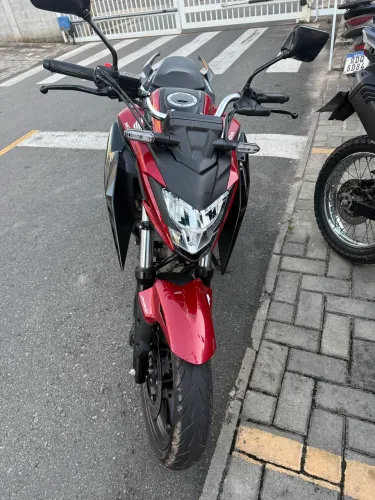 CB twistes 300F 2025