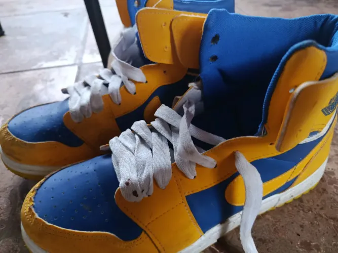 Tênis masculino estilo basqueteira número 43