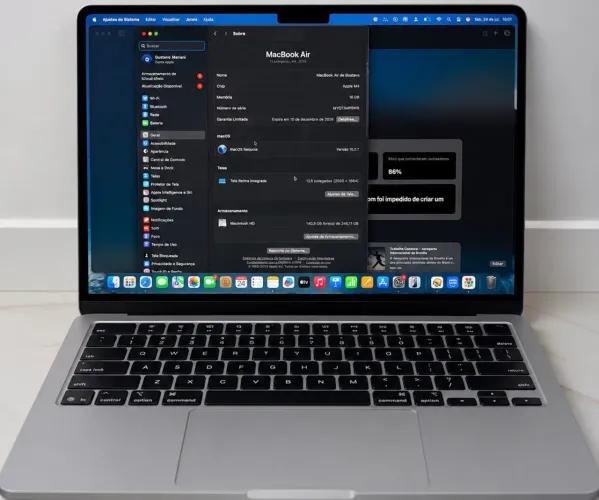 MACBOOK AIR M4