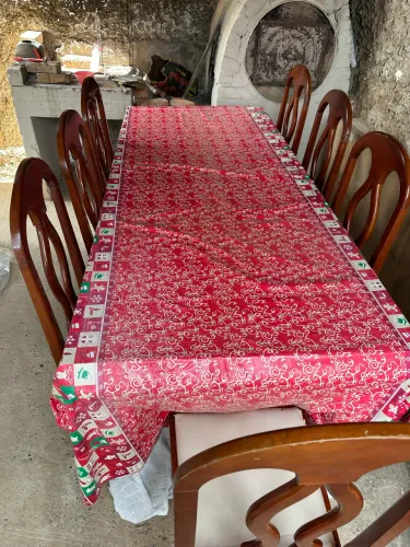 Venda ? Mesa de Madeira Mogno