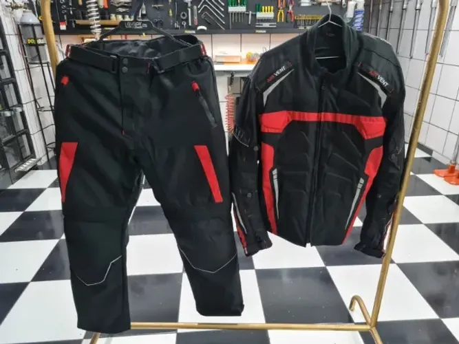 Conjunto Jaqueta Calça Importado da Inglaterra da marca NEXTEK