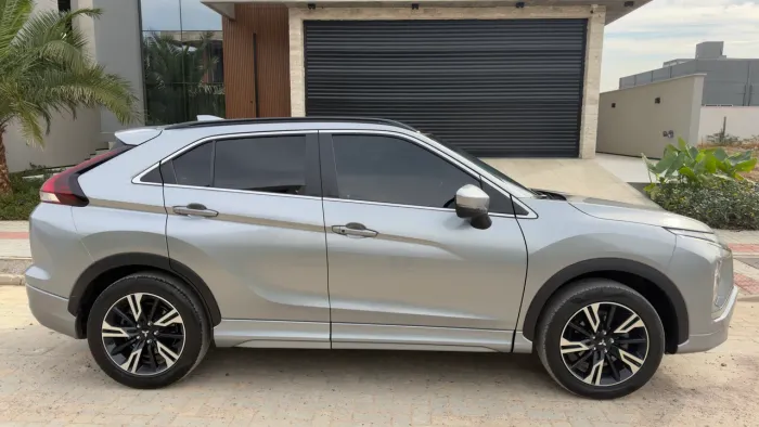Mitsubishi Eclipse Cross HPE-S 1.5 16V 165cv Aut. 2023