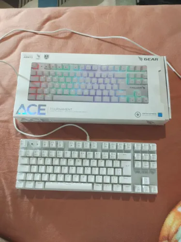 Teclado Gamer Fallen ACE Tournament (usado)