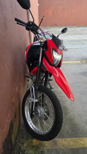 Bros 160 CBS