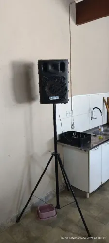 Caixa de Som CSR com Bluetooth e Pedestal