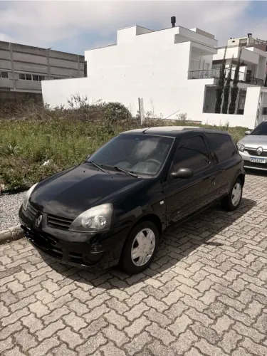Renault Clio Hi-flex 1.0 16V 3P 2011