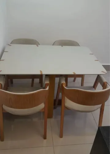 Conjunto mesa de jantar Com 4 Cadeiras Poltronas - Medidas 120x80