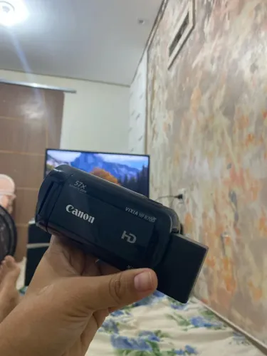 CAMERA CANON VIXIA HF R700