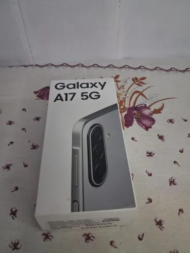 Caixa celular Galaxy A 17