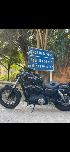HARLEY-DAVIDSON Sportster 883r