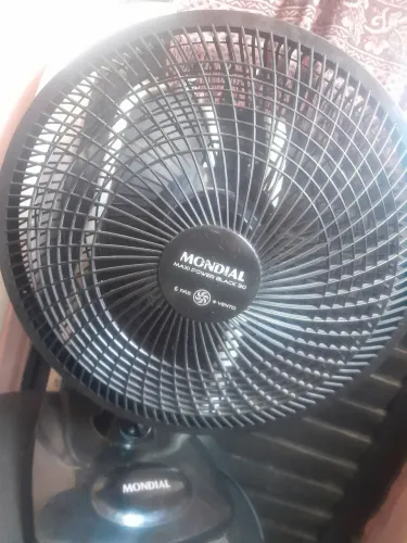 Ventilador Mondial novo com apenas 2mês de de uso preço negociavel pra vender ligeiro