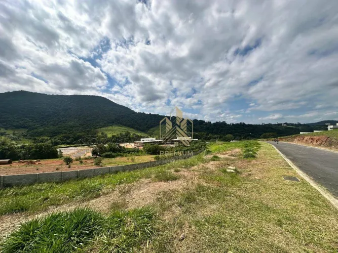 Terreno à Venda Condomínio Portal Lamis Atibaia/SP | 300 m² | Segurança 24h | Localizaçã