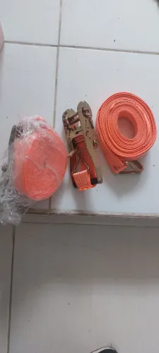  Cintas de amarração com catracas