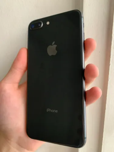 iPhone 8 Plus 64GB