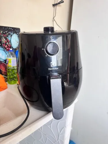 Airfryer electrolux, Rita Lobo, 3,2L. Seminova