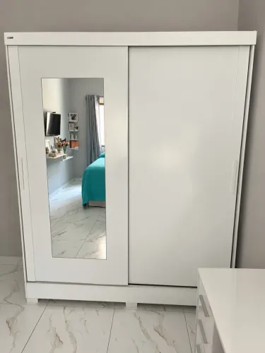 VENDO GUARDA ROUPA