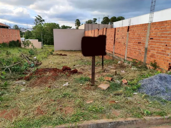 VENDA de TERRENO - GRAMADOS II ITAPETININGA /SP