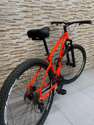 Bicicleta Mountain bike aro 29
