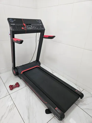 Esteira Ergométrica Dobrável Genis - GT 2000 I 127v preto
