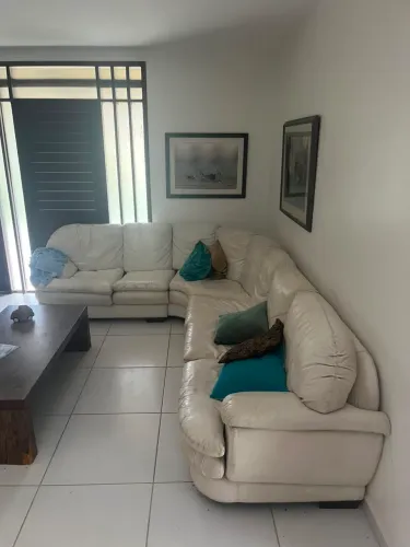 Sofá de couro em L 6 Lugares