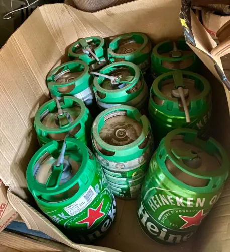 Barris Heineken vazios (10)