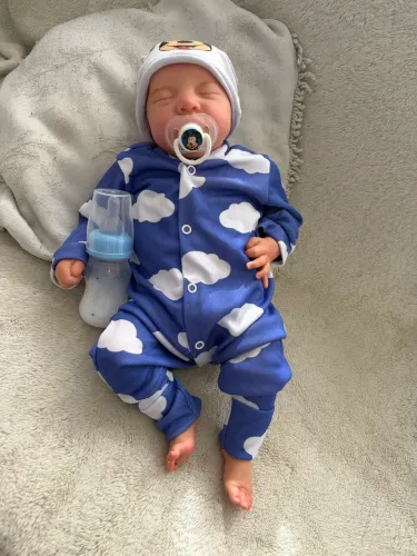 Bebê Reborn menino Realista 