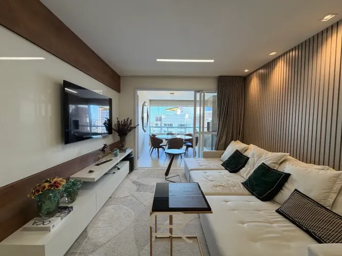 Ed. Essenza, Apartamento completo de planejados, Andar alto, Acabamento de alto padrão. R$