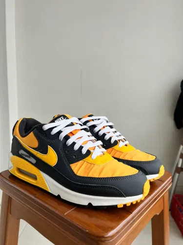 Nike Air Max 90