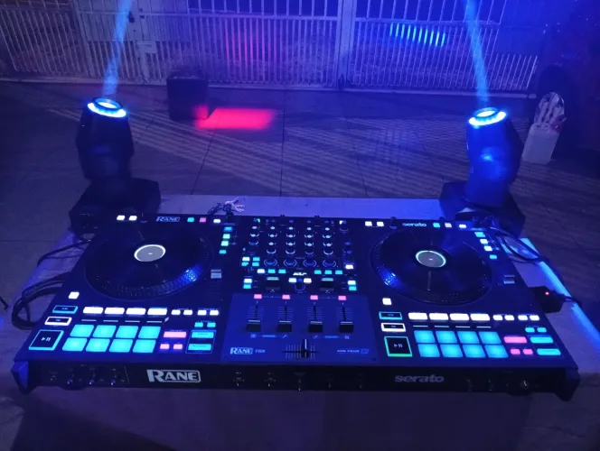 Controladora RANE FOUR nova
