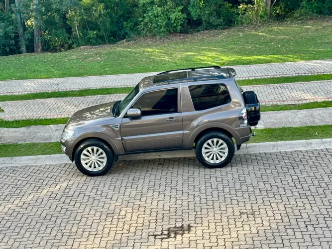 Mitsubishi Pajero HPE Full 3.8 V6 250cv 3P Aut. 2016