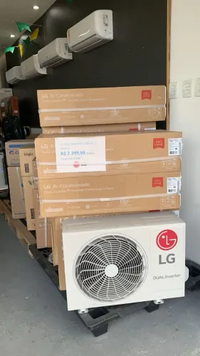 SPLIT LG 12.000 BTU'S INVERTER F VOICE - LACRADO