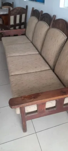 Conjunto de madeira - Sofa + 2 Poltronas