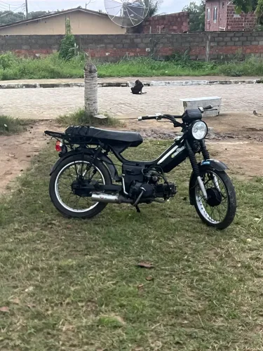 Moto toda boa só pegar e andar