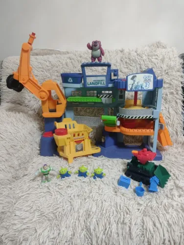 Castelo Imaginext - Toy Story com varios acessório 
