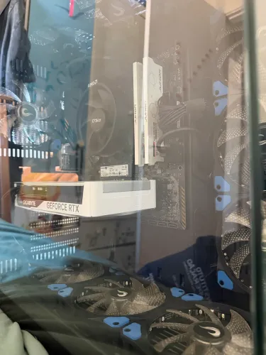 Pc Gamer RTX 5060 TI 16 GB - Ryzen 7 5700g 32GB RAM