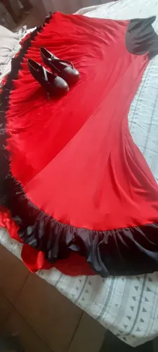VENDE-SE SAIA RODADA PARA DANÇA FLAMENCO ou CIGANA