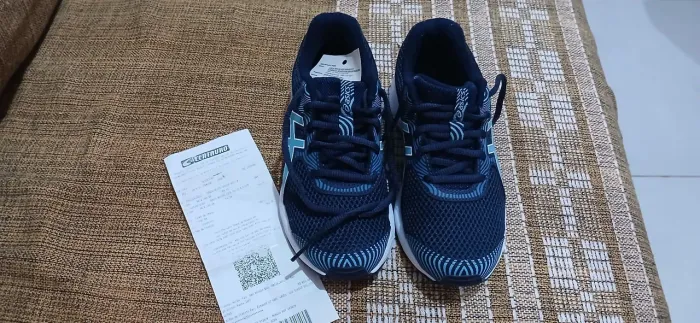 Vendo tenis Asics 33 novo
