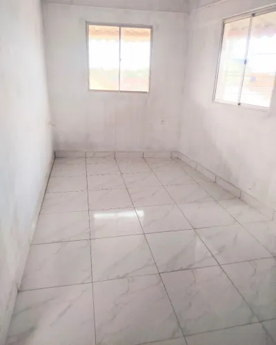 Alugo casa na praia de santa clara,nos altos em frente ao posto de gasolina
