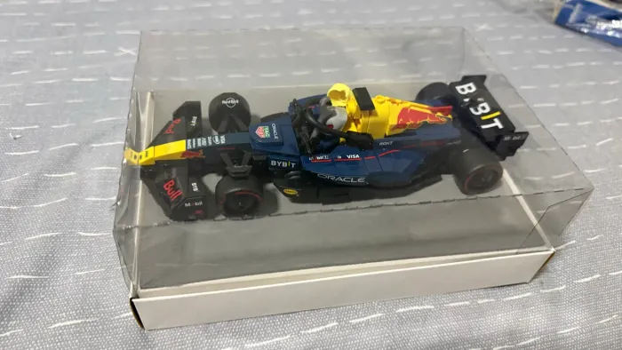 LEGO® Speed ?Champions 77243 Oracle Red Bull Racing RB20