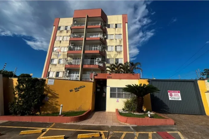 Apartamento com 03 Quartos em Edifício com Elevador no Bairro Olaria | INCLUSO Taxa de Con