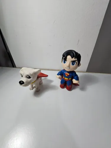 Bonecos Superman + Krypto - Burger King 2025 - Colecionáveis