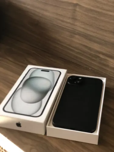 iPhone 15 Plus