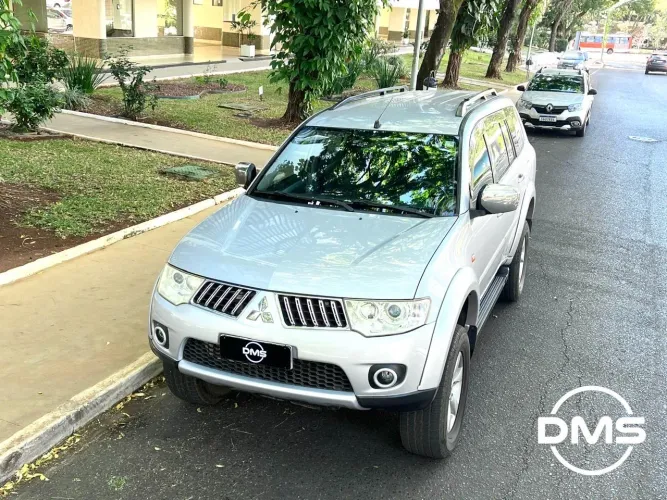 Mitsubishi Pajero Dakar 3.2 4X4 T.i. Dies. 5P Aut. 2012