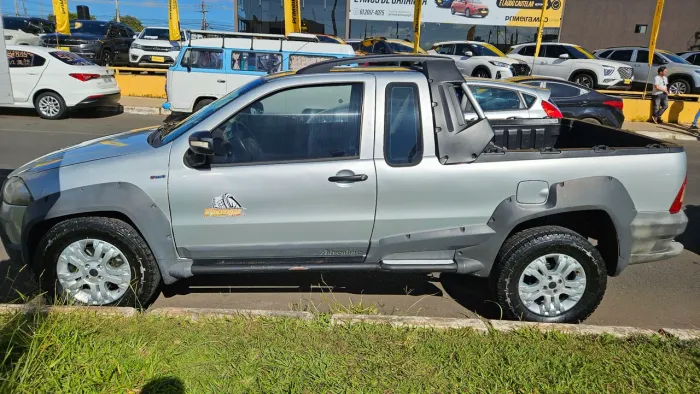 Fiat Strada Adventure 1.8/ 1.8 Locker Flex CE 2011