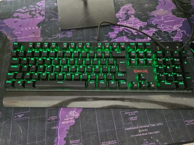 Teclado Redragon Kala k557 Brown switch, menos de 1 ano