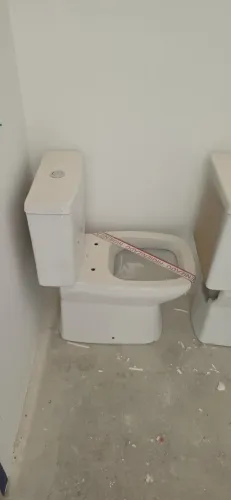 Privada / Sanitário Deca Quadra
