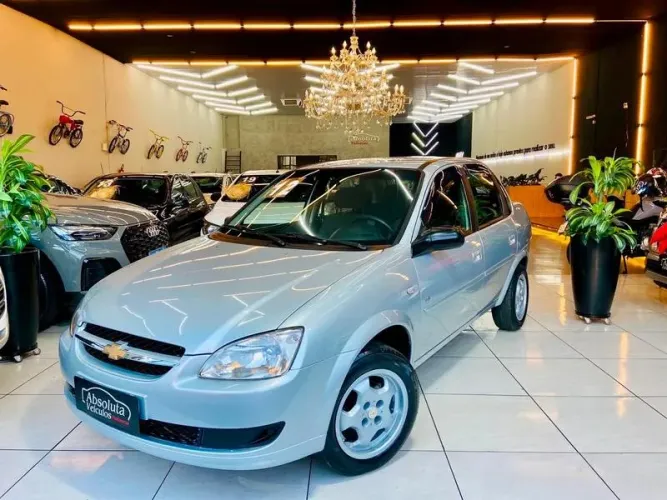 Chevrolet Classic Advantage 1.0 VHC Flexpower 4P 2012